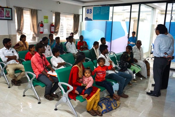 Dr. Dushyant Prasad addressing  cleft patients